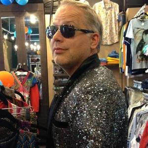 Meet your Posher, Kai